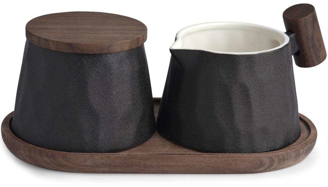 Porzellan und Holz | TeaLogic